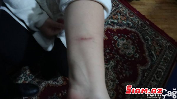 Yoldaşımı bacımla bir yataqda tutdum… Yoldaşımı bacımla bir yataqda tutdum…