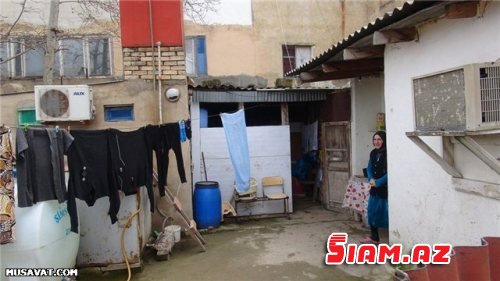 Məcburi köçkünlər etiraz aksiyası keçirdilər – VİDEO, FOTOLAR Məcburi köçkünlər etiraz aksiyası keçirdilər – VİDEO, FOTOLAR