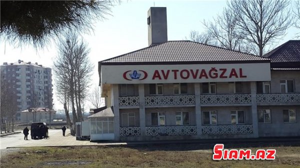 Mingəçevir şəhər avtovağzalında bilet satışı ləğv edilib?! - FOTOLAR Mingəçevir şəhər avtovağzalında bilet satışı ləğv edilib?! - FOTOLAR