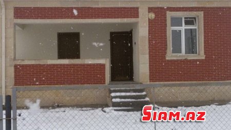 Ağdamın icra başçısından narazılıq... - “Küçədə qalmışıq, kömək edən yoxdur” Ağdamın icra başçısından narazılıq... - “Küçədə qalmışıq, kömək edən yoxdur”