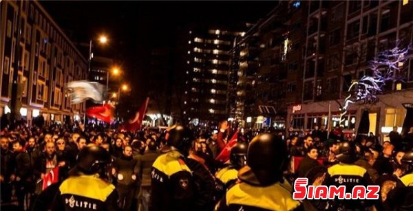 Hollandiyada diplomatik rəzalət: Avropa irqçiliyə və faşizmə təslim olur- VİDEOLAR, FOTOLAR Hollandiyada diplomatik rəzalət: Avropa irqçiliyə və faşizmə təslim olur- VİDEOLAR, FOTOLAR