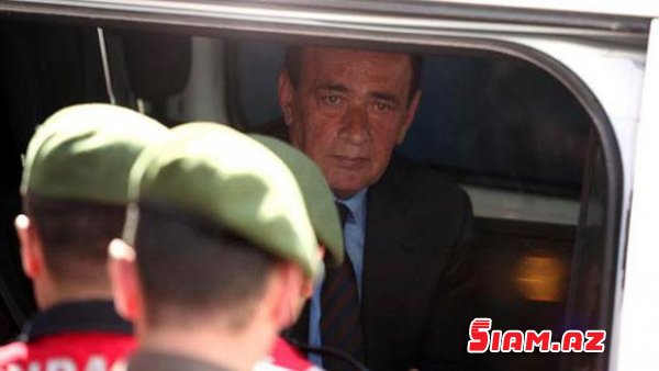 Alaattin Çakıcı: “ülküçü rəis”, yoxsa, “mafiya babası”? Alaattin Çakıcı: “ülküçü rəis”, yoxsa, “mafiya babası”?