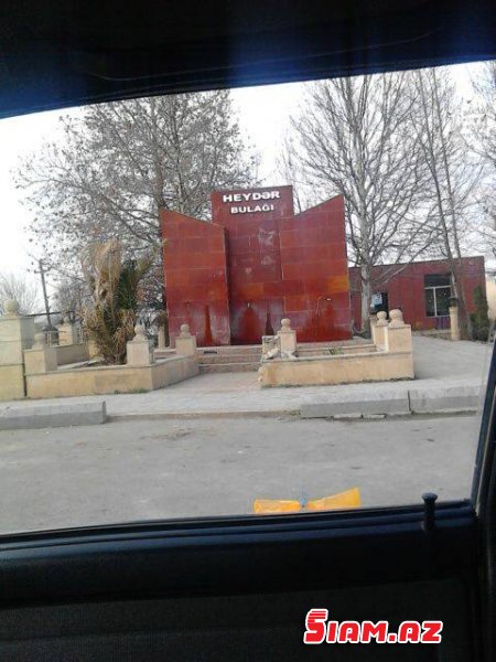 "Heydər bulağı" dağılır, başçı dövlətin pullarını öz obyektinə xərcləyir - FOTO "Heydər bulağı" dağılır, başçı dövlətin pullarını öz obyektinə xərcləyir - FOTO