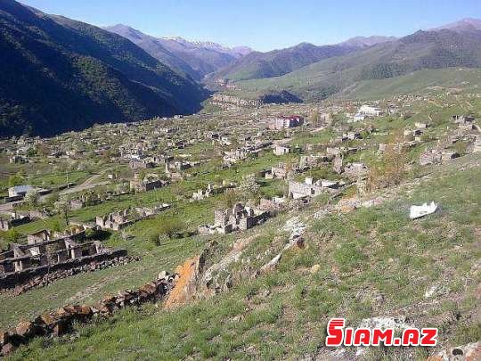 Deyilənə görə, Kəlbəcərdə işıq yanır... Deyilənə görə, Kəlbəcərdə işıq yanır...