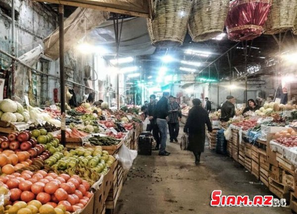 Yaz gəlib, amma tərəvəzin qiymətləri əl yandırır... Yaz gəlib, amma tərəvəzin qiymətləri əl yandırır...