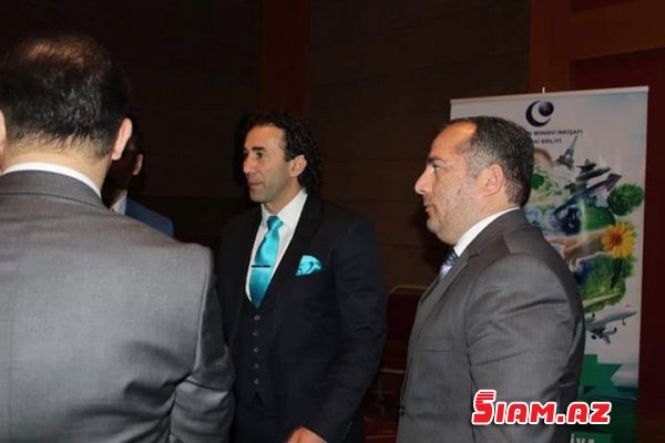 “Qurtuluş TV” adı ilə sahibkarlardan 300 min oğurlayan Rəşad Məmmədov yeni qurbanını tapdı – “AYDIN” TV “Qurtuluş TV” adı ilə sahibkarlardan 300 min oğurlayan Rəşad Məmmədov yeni qurbanını tapdı – “AYDIN” TV