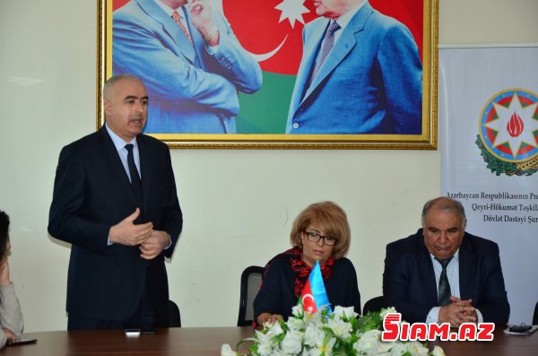 Deputatın qardaşının rəhbərlik etdiyi kollecdə nə baş verir? - qalmaqal Deputatın qardaşının rəhbərlik etdiyi kollecdə nə baş verir? - qalmaqal