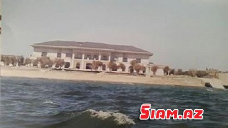 Bu məmurun qəsri göz qamaşdırır - FOTOLAR