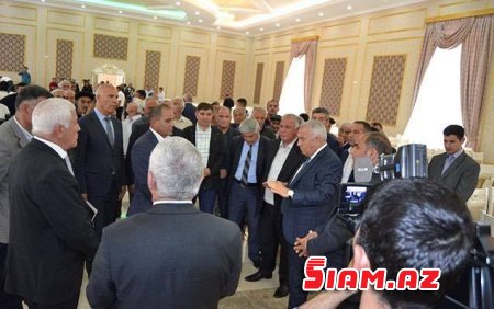 Füzulidə kuryoz: Başçının lentini kəsdiyi şadlıq sarayını özü tikdirib? -İddialar/Fotolar Füzulidə kuryoz: Başçının lentini kəsdiyi şadlıq sarayını özü tikdirib? -İddialar/Fotolar