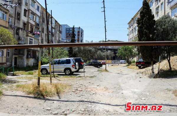 Bakıda daha bir tikinti özbaşınalığı: sakinlər prezidentə müraciət etdilər Bakıda daha bir tikinti özbaşınalığı: sakinlər prezidentə müraciət etdilər