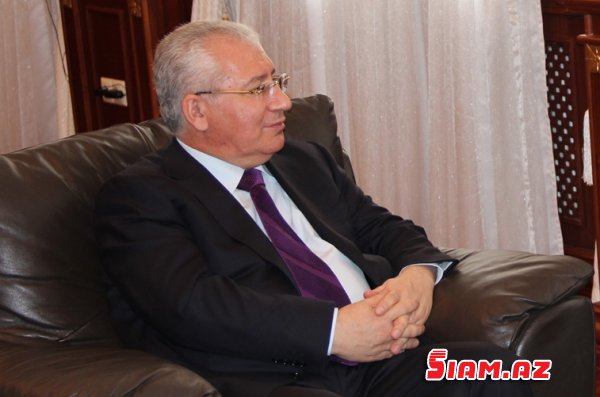 Ziya Məmmədovun qudası da nazir kürsüsündən gedir Ziya Məmmədovun qudası da nazir kürsüsündən gedir