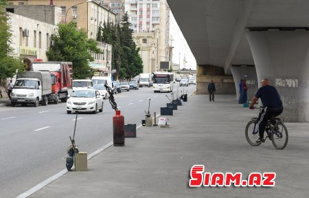 Bakıdakı "Qul bazarı"nda insan dramı yaşanır Bakıdakı "Qul bazarı"nda insan dramı yaşanır