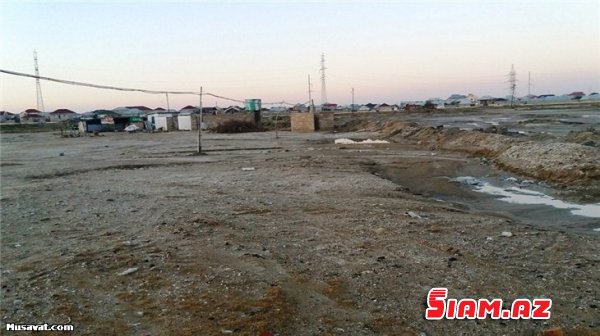 Şəfa mənbəyi olan təbii sərvətimiz Duzlu göl antisanitariya içində boğulur - REPORTAJ, FOTOLAR Şəfa mənbəyi olan təbii sərvətimiz Duzlu göl antisanitariya içində boğulur - REPORTAJ, FOTOLAR