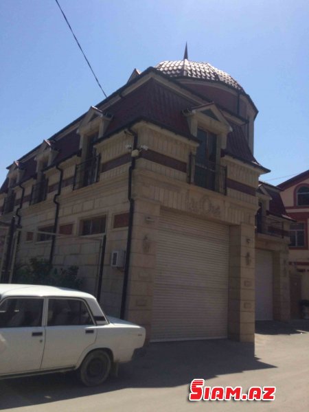 JURNALİSTLƏRİN BİNASINDAN EV İSTƏYƏN POLKOVNİKİN MİLYONLUQ VİLLASI – Fotolar JURNALİSTLƏRİN BİNASINDAN EV İSTƏYƏN POLKOVNİKİN MİLYONLUQ VİLLASI – Fotolar