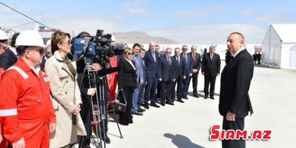 “Qazprom”-dan Bakıya qarşı istehza və qəzəb qarışıq bəyanat “Qazprom”-dan Bakıya qarşı istehza və qəzəb qarışıq bəyanat
