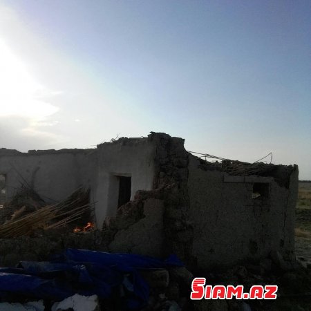 “İcra başçısı torpaqlarımızı başqalarına satır” - Məşhur sənətçinin 50 hektar ərazisi əlindən alındı “İcra başçısı torpaqlarımızı başqalarına satır” - Məşhur sənətçinin 50 hektar ərazisi əlindən alındı