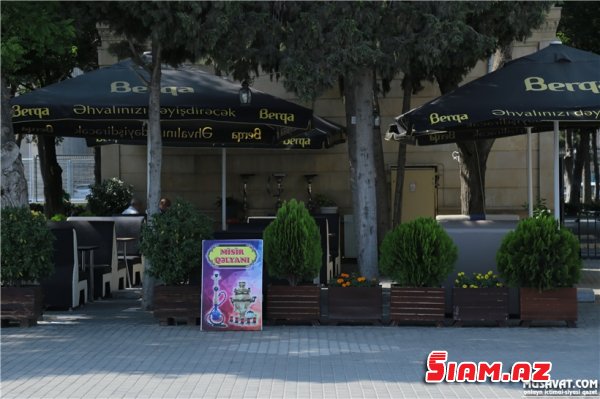 Bulvar ərazisində yenə "sadə çay" problemi: "Hər ay 1500 manat icarə pulu veririk" - REPORTAJ, FOTOLAR Bulvar ərazisində yenə "sadə çay" problemi: "Hər ay 1500 manat icarə pulu veririk" - REPORTAJ, FOTOLAR