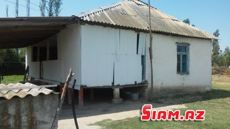 Zərdablı məmur əlilin haqqını kəsdi, qardaşına da dava açdı - FOTOLAR, VİDEO Zərdablı məmur əlilin haqqını kəsdi, qardaşına da dava açdı - FOTOLAR, VİDEO