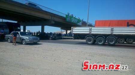 SON DƏQİQƏ! Kürdə batan gəncin axtarışı üçün 5000 pul istədilər - Bakı-Astara magistralı bağlandı – Foto SON DƏQİQƏ! Kürdə batan gəncin axtarışı üçün 5000 pul istədilər - Bakı-Astara magistralı bağlandı – Foto
