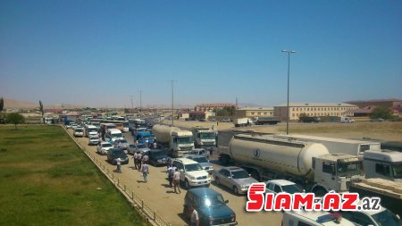 SON DƏQİQƏ! Kürdə batan gəncin axtarışı üçün 5000 pul istədilər - Bakı-Astara magistralı bağlandı – Foto SON DƏQİQƏ! Kürdə batan gəncin axtarışı üçün 5000 pul istədilər - Bakı-Astara magistralı bağlandı – Foto