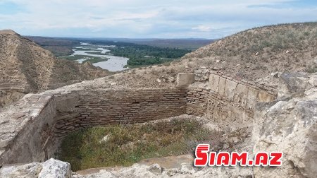 Cənab nazir, bura bilirsiniz, nə qədər turist cəlb etmək olar... - FOTOLAR Cənab nazir, bura bilirsiniz, nə qədər turist cəlb etmək olar... - FOTOLAR