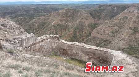 Cənab nazir, bura bilirsiniz, nə qədər turist cəlb etmək olar... - FOTOLAR Cənab nazir, bura bilirsiniz, nə qədər turist cəlb etmək olar... - FOTOLAR
