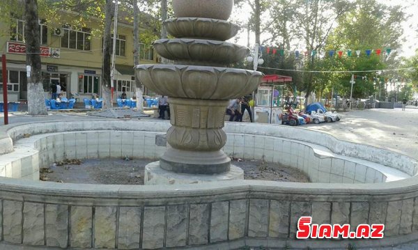 Göyçayda iki məmurun intiriqası əhaliyə baha başa gəlib Göyçayda iki məmurun intiriqası əhaliyə baha başa gəlib