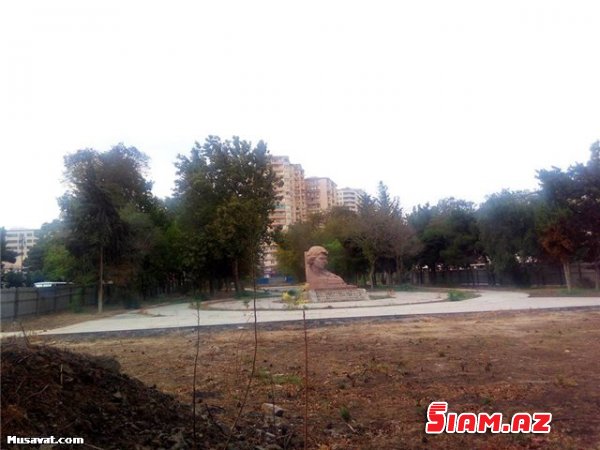 Ayna Sultanovanın heykəli: tarix yoxsa xəyanət simvolu?- Fotolar Ayna Sultanovanın heykəli: tarix yoxsa xəyanət simvolu?- Fotolar