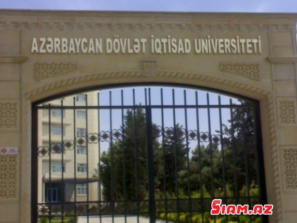 Deputat Şəmsəddin Hacıyevə həbs təhlükəsi: Baş prokurorluq cinayət işi qaldırdı Deputat Şəmsəddin Hacıyevə həbs təhlükəsi: Baş prokurorluq cinayət işi qaldırdı
