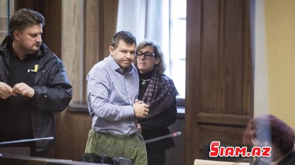 İSVEÇ PROKURORU MƏMMƏDOV və ƏSGƏROVDAN ƏL ÇƏKMİR – “Bu işdən 100 milyon dollar götürüb” İSVEÇ PROKURORU MƏMMƏDOV və ƏSGƏROVDAN ƏL ÇƏKMİR – “Bu işdən 100 milyon dollar götürüb”
