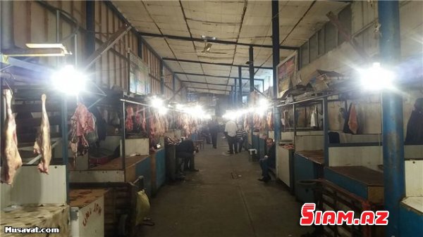 Bakı bazarlarında satılan 5,50 manatlıq ət... - FOTOLAR Bakı bazarlarında satılan 5,50 manatlıq ət... - FOTOLAR