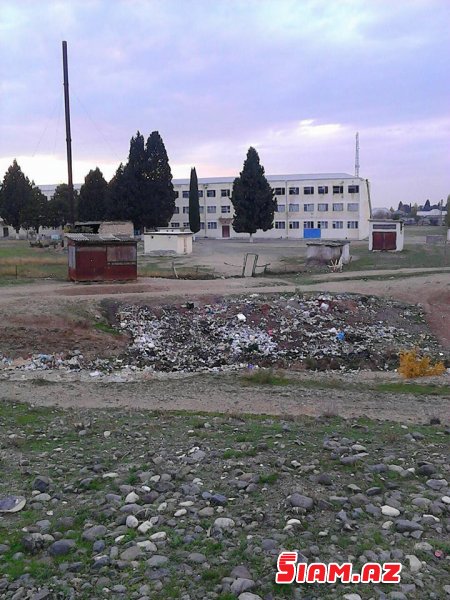 Cənnətdən cəhənnəmə “dönən” Goranboy: ZİBİLLİK, ÜFUNƏT, VƏHŞİ HEYVANLARIN MƏSKƏNİ – ŞOK FOTO VƏ VİDEOLAR Cənnətdən cəhənnəmə “dönən” Goranboy: ZİBİLLİK, ÜFUNƏT, VƏHŞİ HEYVANLARIN MƏSKƏNİ – ŞOK FOTO VƏ VİDEOLAR