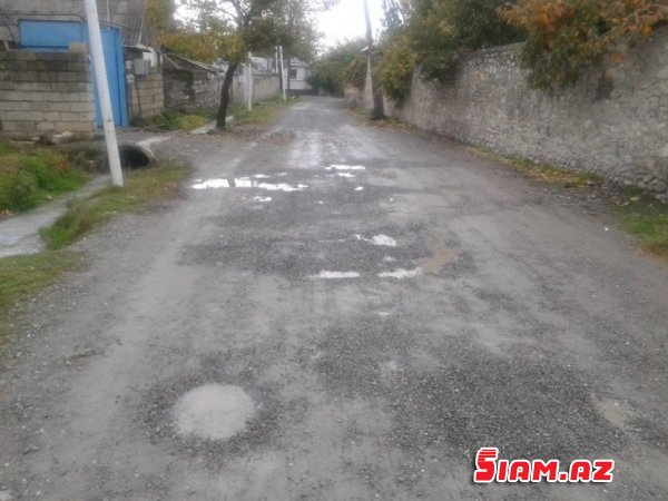 Göyçayın mərkəzində kənd yolu- başçıdan ŞİKAYƏT+FOTOLAR Göyçayın mərkəzində kənd yolu- başçıdan ŞİKAYƏT+FOTOLAR