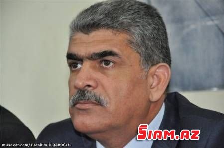 Rusiyapərəstlərin Kremlə simpatiyasını gizlətməsinin səbəbi... Rusiyapərəstlərin Kremlə simpatiyasını gizlətməsinin səbəbi...